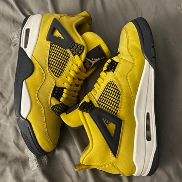 NIKE AIR JORDAN Retro 4 \